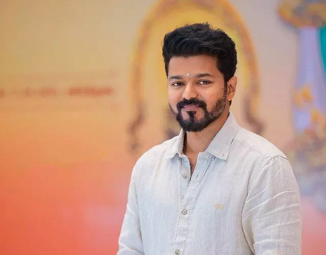 Thalapathy Vijay: Age, Biography, Movies, Family & Career | Celebbuddy