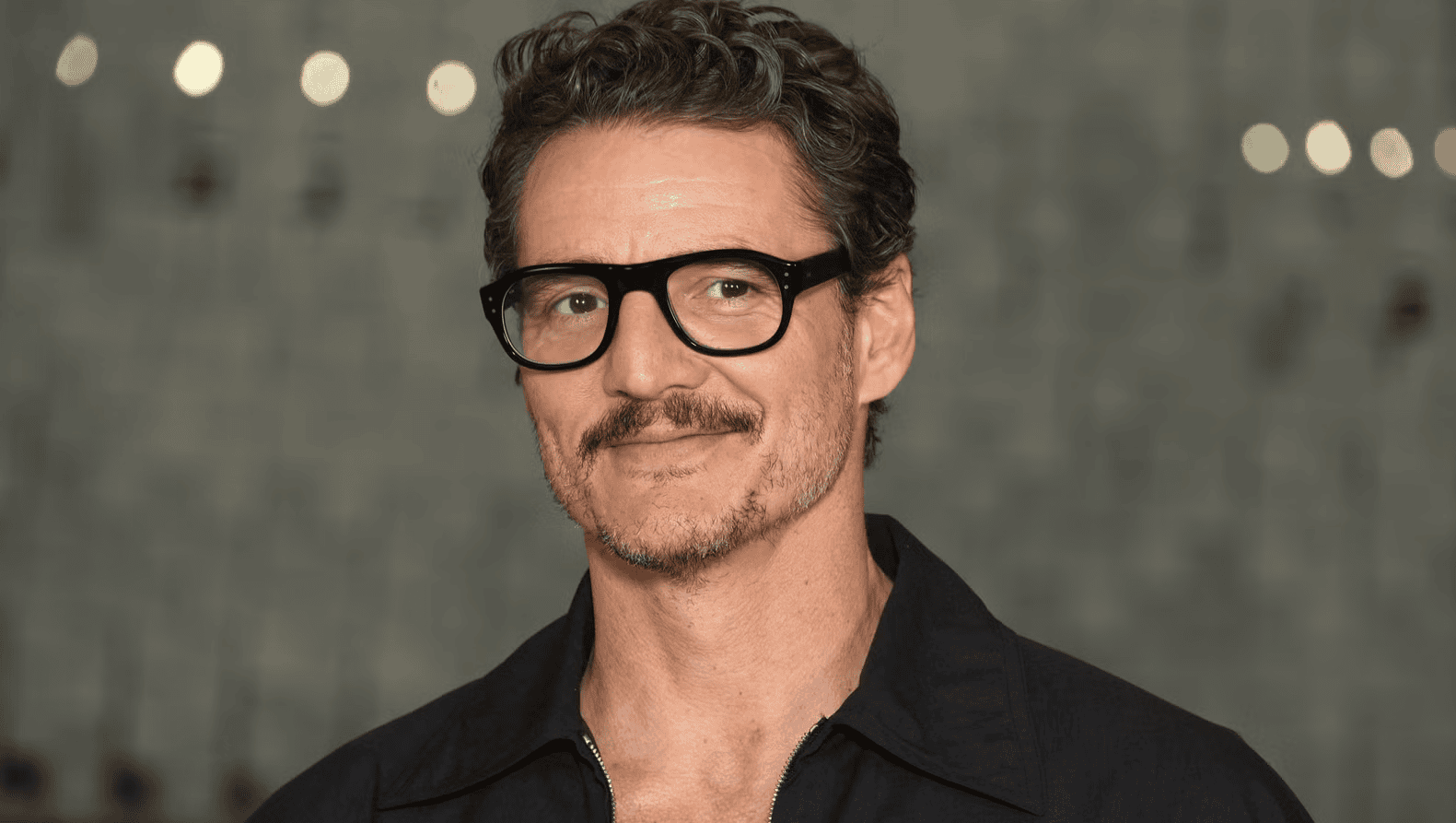Pedro Pascal: Age, Biography, Movies, TV Shows, Family & Career | Celebbuddy