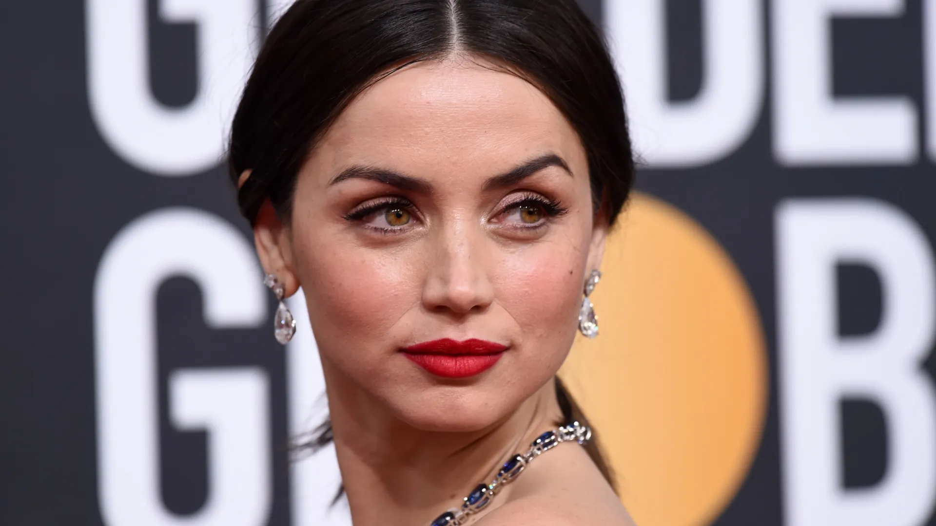 Ana de Armas: Age, Biography, Movies, Family & Career | Celebbuddy